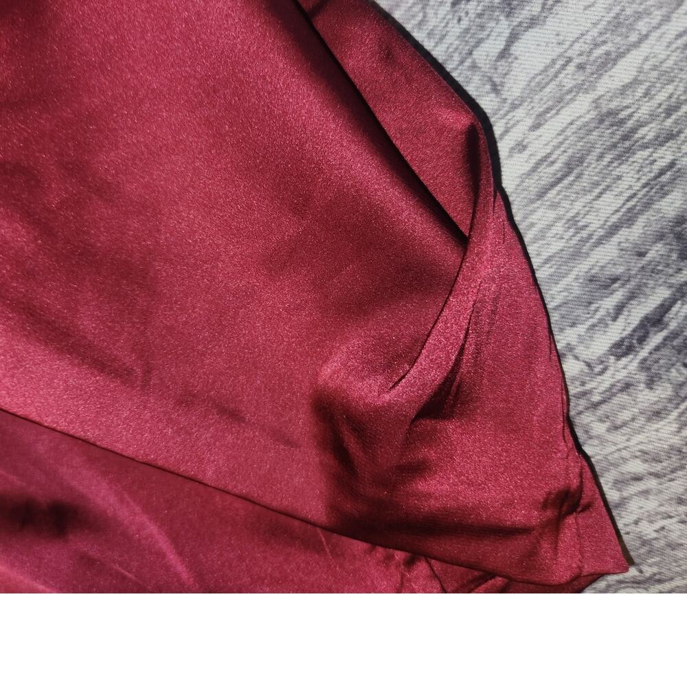 Fashion Nova NWT Sugar Free Burgundy Knotted Wrap Silky Dress Medium - Picture 11 of 12